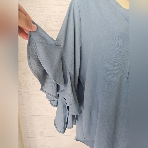 Vince Camuto-Women's Slate Blue Blouse with Ruffle Sleeves M - Picture 3 of 7